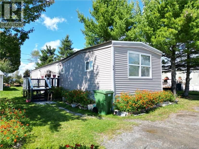 34 Leafwood Crescent, Fredericton, photo 2