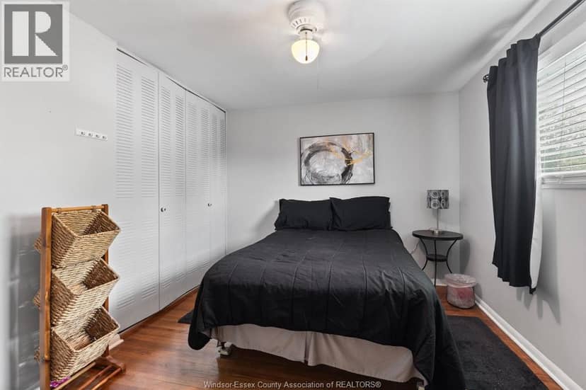 3495 Everts Avenue — photo 12 of 34