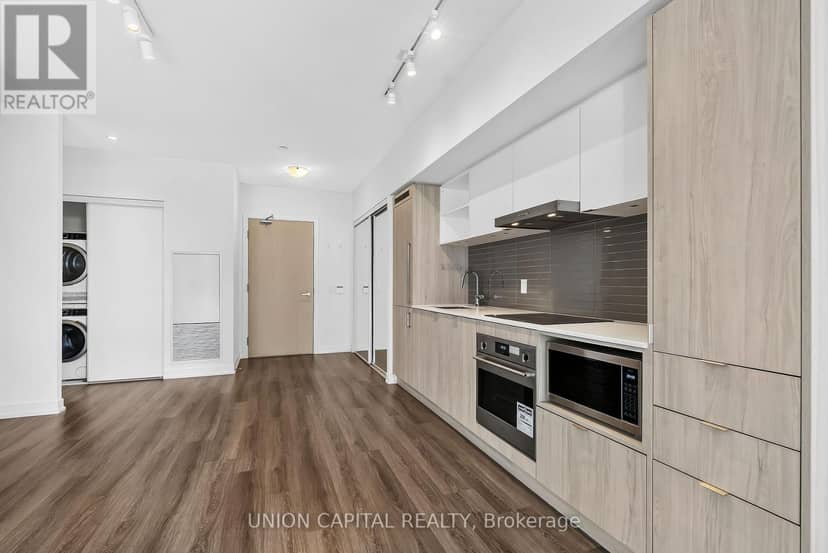 909 - 138 Downes Street — photo 9 of 28