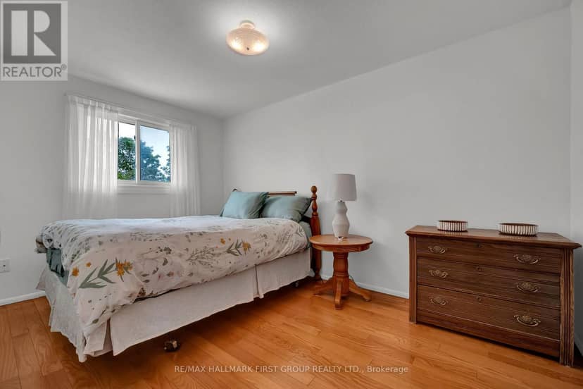 963 Renfrew Court — photo 10 of 31