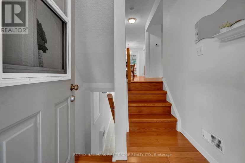 963 Renfrew Court — photo 17 of 31