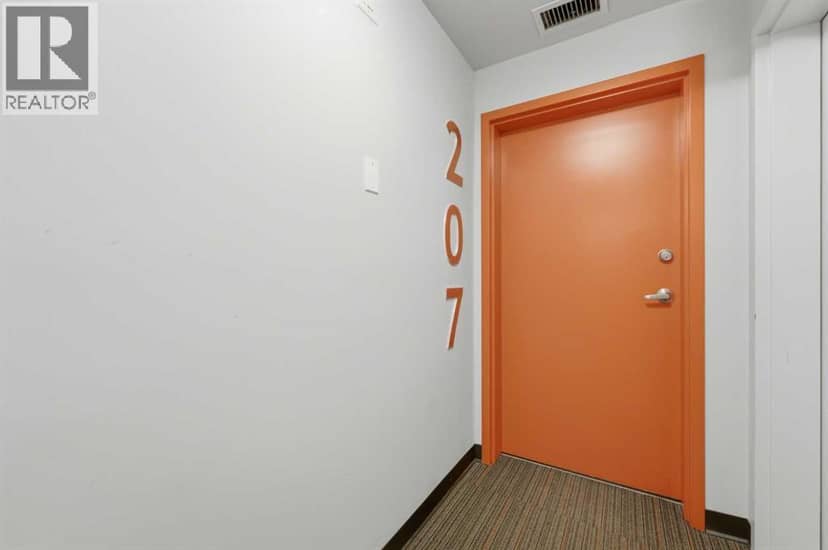 207, 805 4 Street NE, Calgary, photo 3