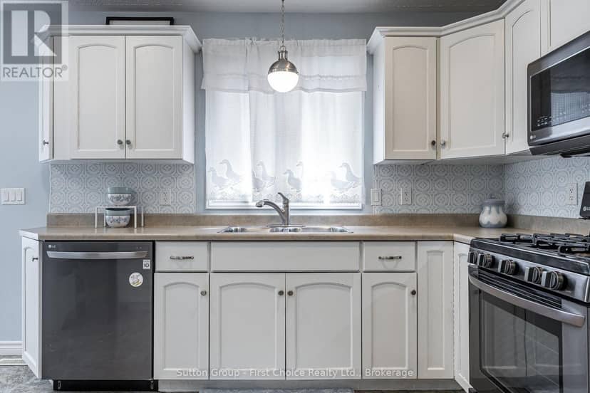 25 Trinity Street — photo 12 of 40