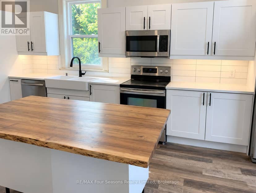 128 Denmark Street — photo 4 of 18