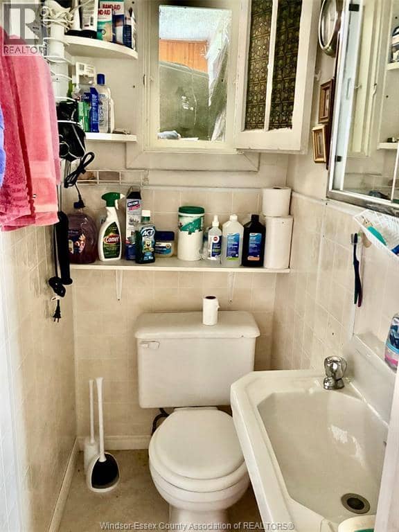 680 Point Pelee Drive — photo 12 of 24