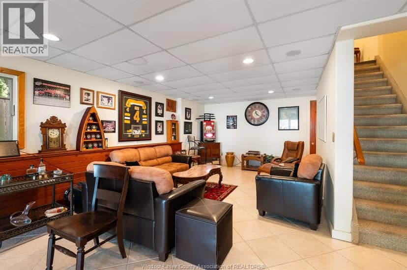 1360 Windermere PLACE — photo 33 of 40