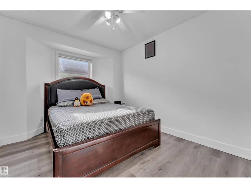 916 Jordan Cr NW — photo 19 of 40