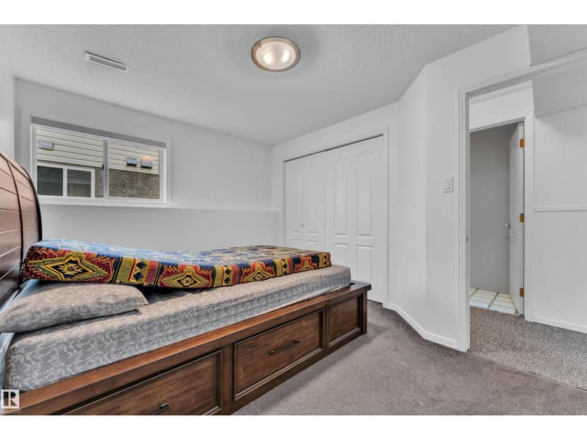 916 Jordan Cr NW — photo 35 of 40
