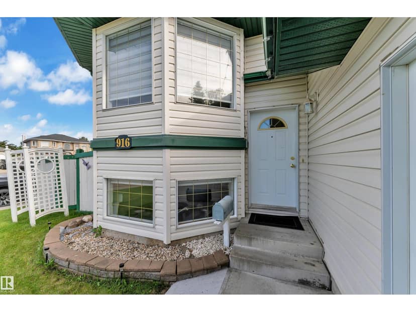 916 Jordan Cr NW, Edmonton, photo 4