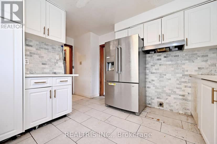 116 Sutherland Avenue — photo 12 of 33