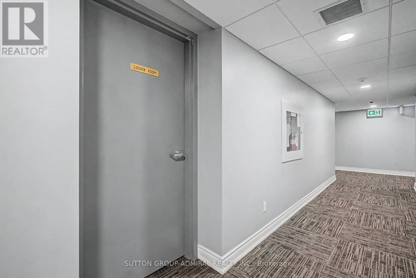 311 - 3499 Upper Middle Road — photo 18 of 23