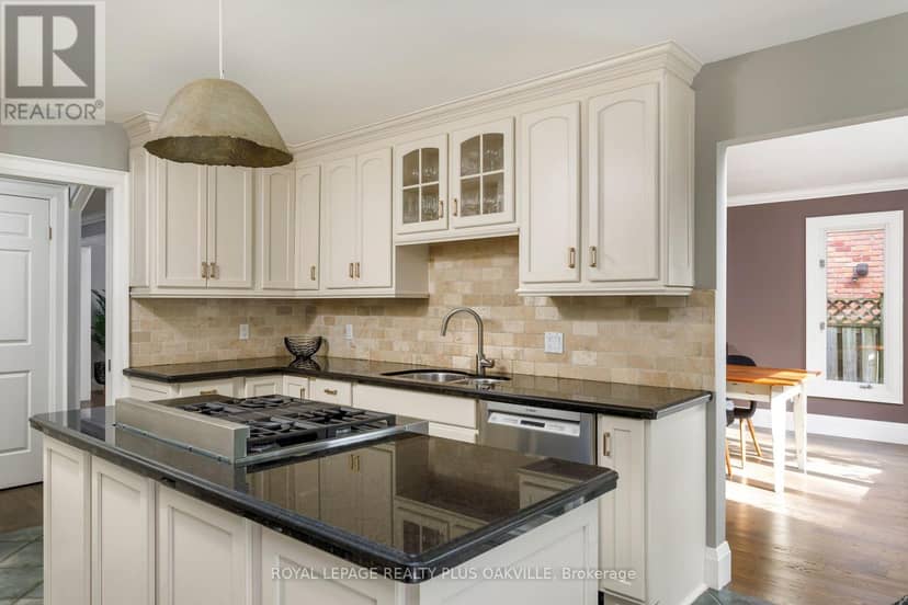 356 Shoreacres Road — photo 14 of 40