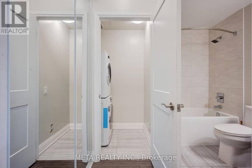 1605 - 15 Lynch Street — photo 20 of 35