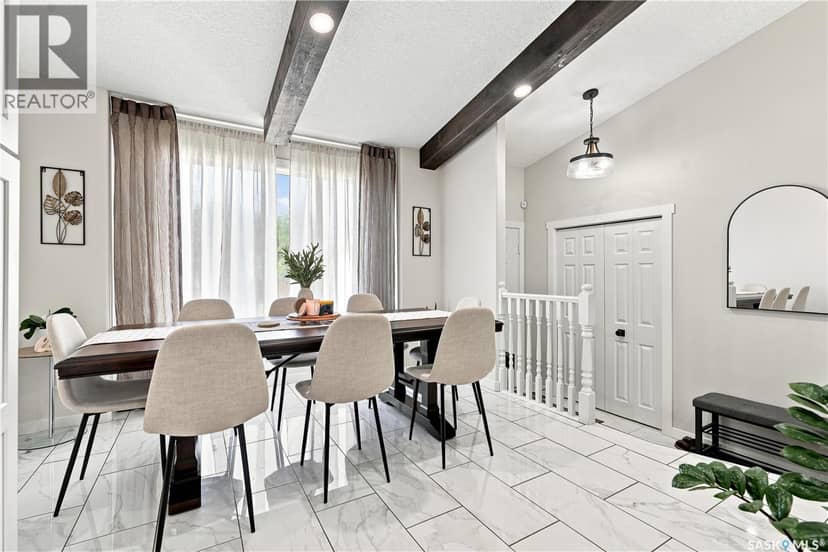 107 Hall CRESCENT — photo 7 of 40