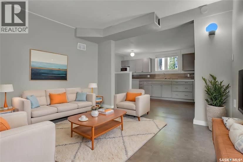 877 Elgin AVENUE — photo 33 of 40