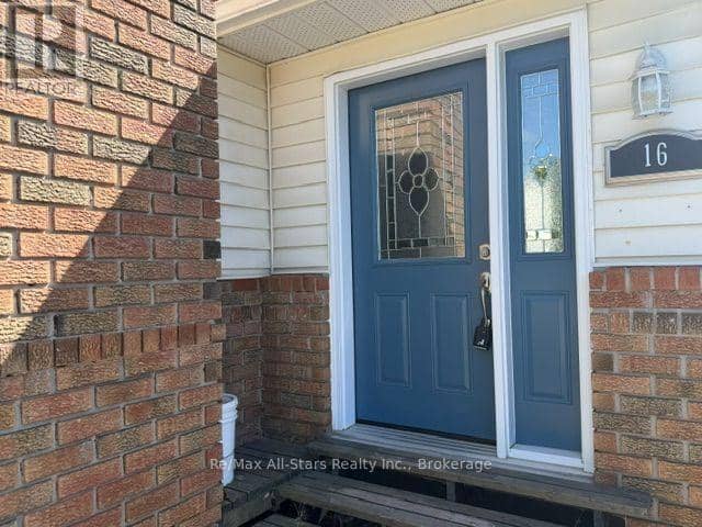 16 Dunn Street — photo 2 of 30