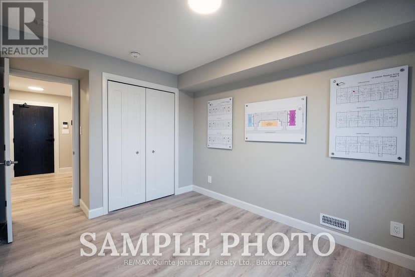 208-10 Hillside Meadow Drive — photo 11 of 15