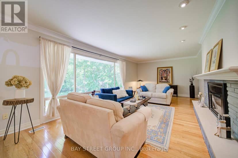88 Marsdale Drive — photo 8 of 40