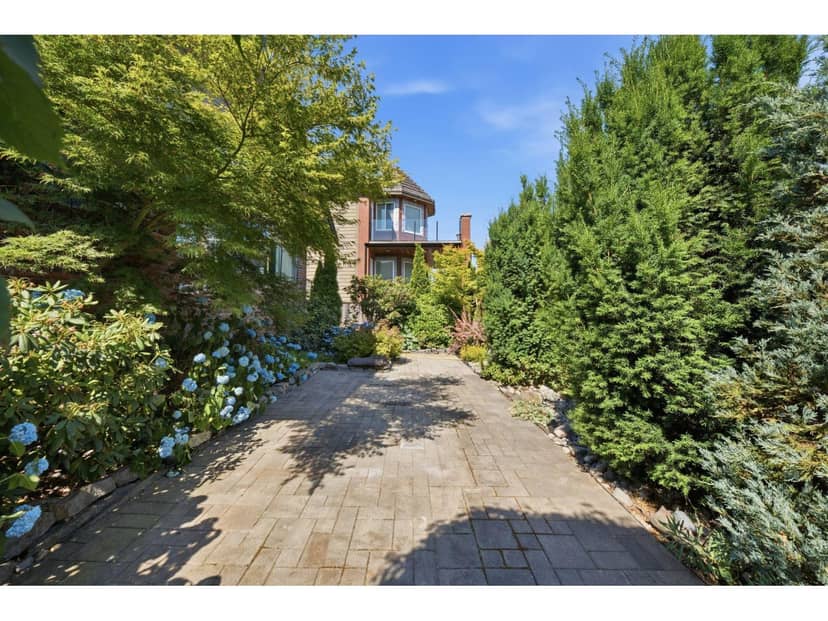 12222 100 AVENUE, Surrey, photo 4