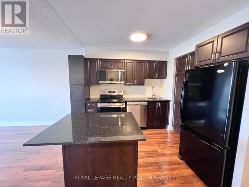 1602 - 125 Village Green Square — photo 7 of 22
