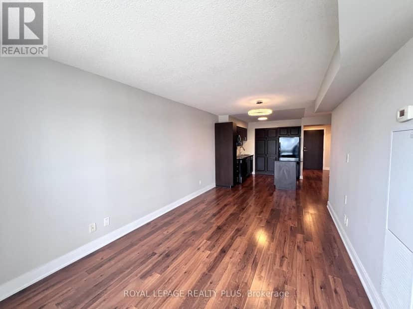1602 - 125 Village Green Square — photo 10 of 22