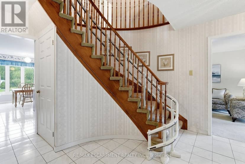 158 Rushdale Drive — photo 10 of 40