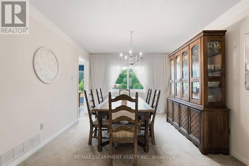 158 Rushdale Drive — photo 15 of 40