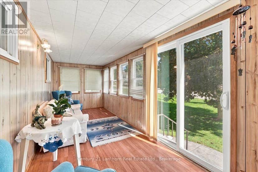 18 Dingman Street — photo 13 of 36