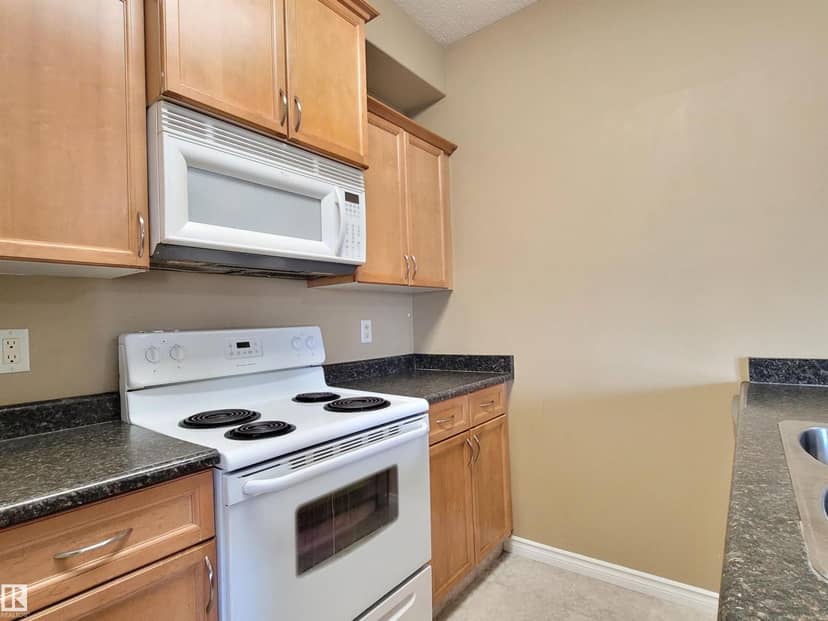 #128 16807 100 AV NW NW — photo 10 of 24