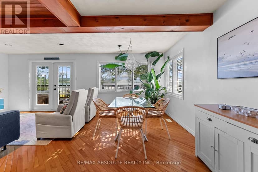 470 Bayview Drive — photo 9 of 40