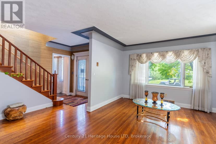 155 Wilton Avenue — photo 13 of 36