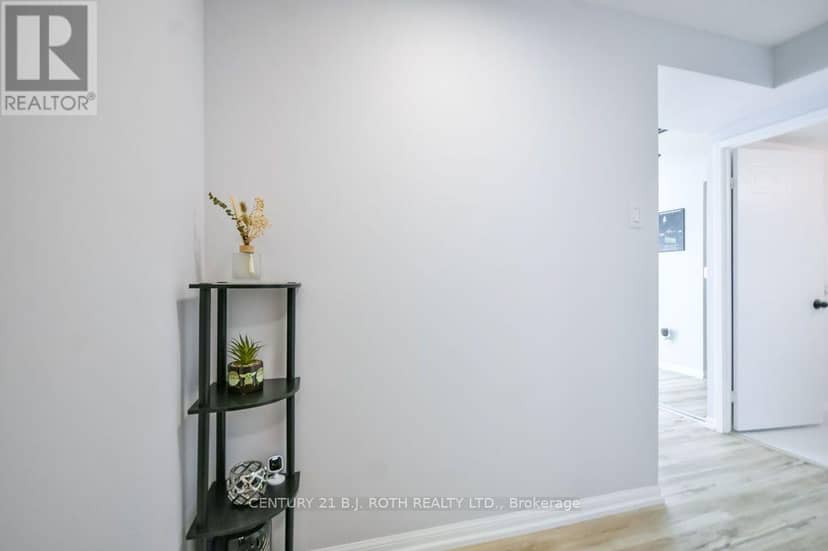 1102 - 75 Ellen Street — photo 13 of 28