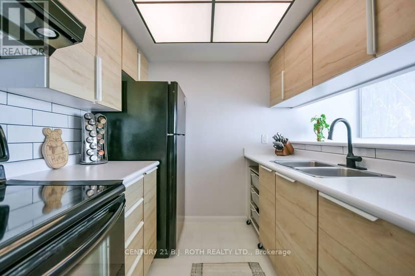 1102 - 75 Ellen Street — photo 19 of 28