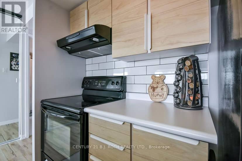 1102 - 75 Ellen Street — photo 20 of 28