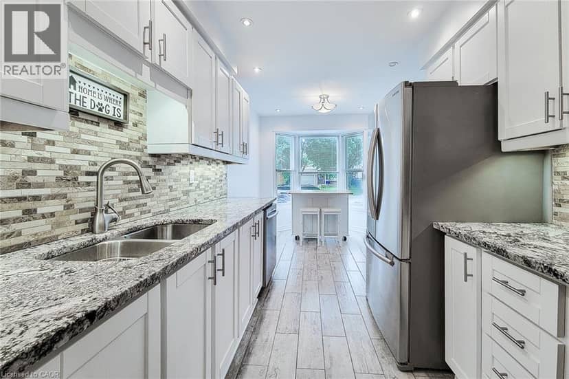 8 DALTON Gate — photo 14 of 40