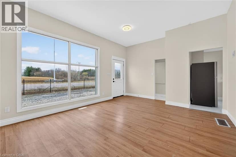 4049 6 Highway — photo 19 of 36