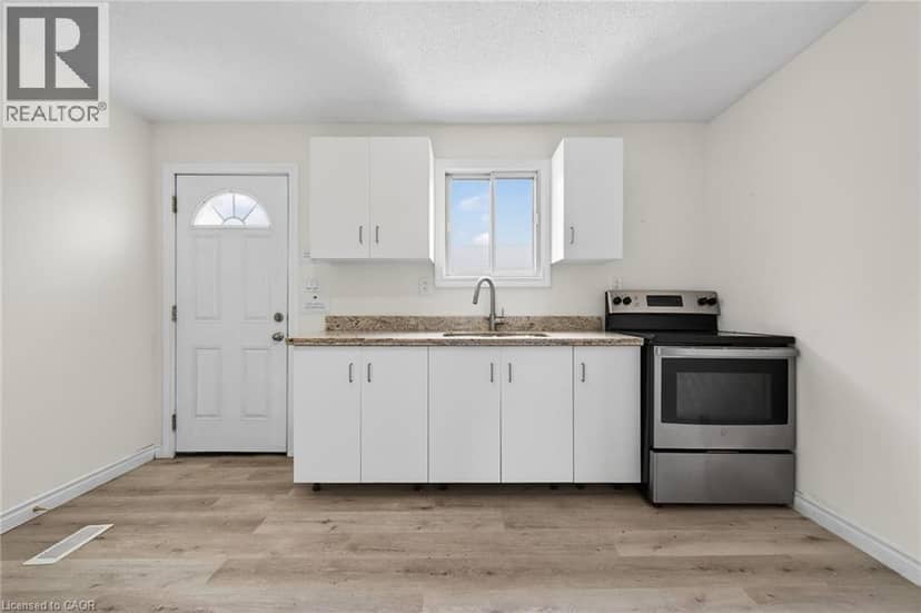 4049 6 Highway — photo 9 of 36