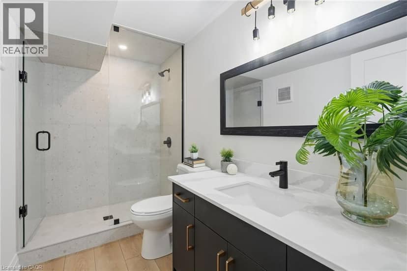 7 BARTLETT Avenue — photo 40 of 40