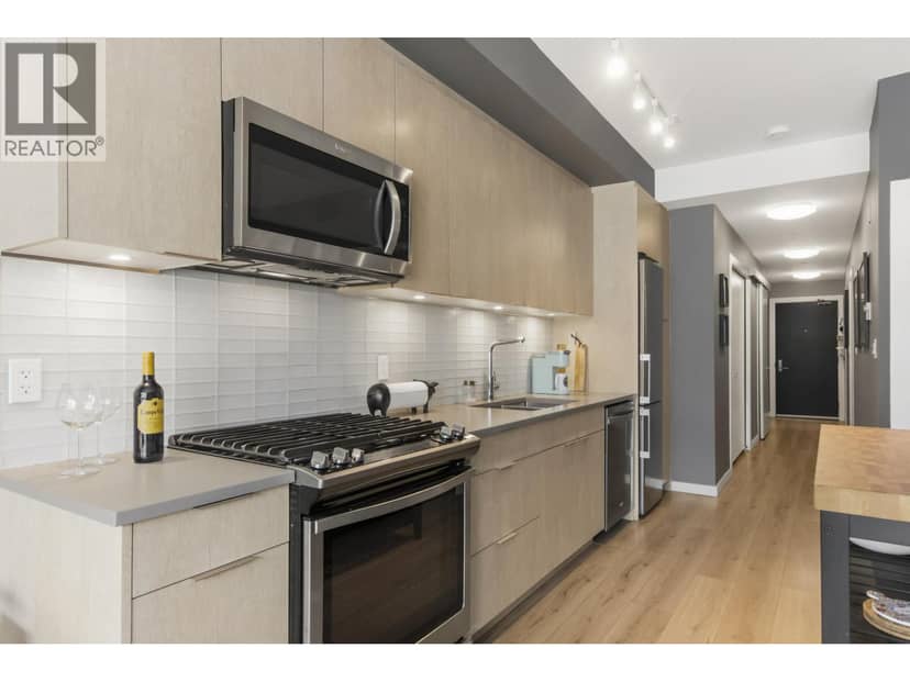 303 38165 CLEVELAND AVENUE, Squamish, photo 7