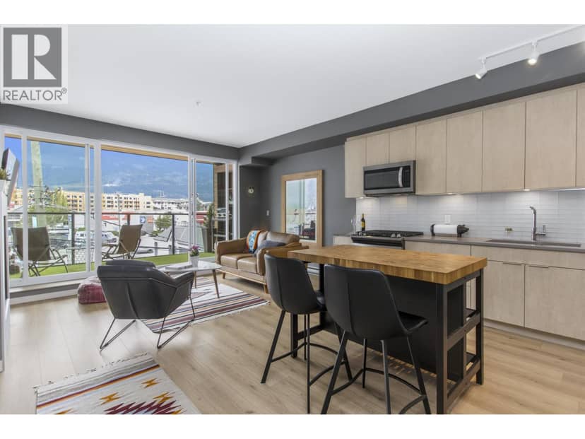 303 38165 CLEVELAND AVENUE, Squamish, photo 8