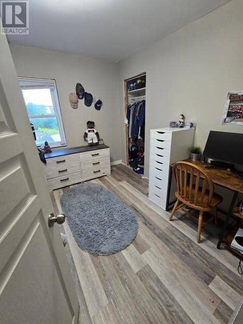27 Notre Dame St. E. — photo 17 of 22