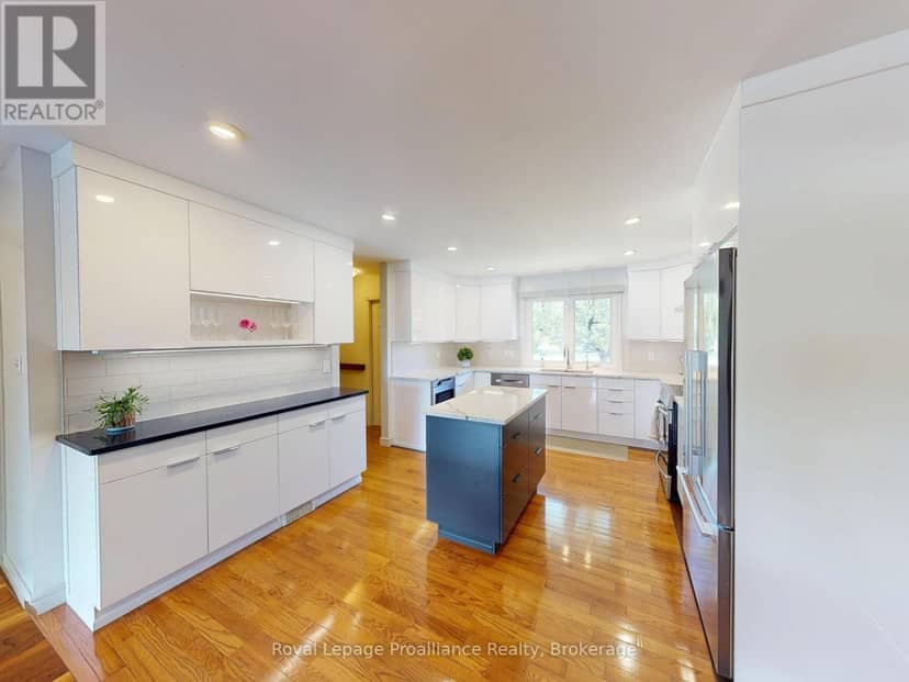 100 Bay Breeze Street — photo 17 of 40