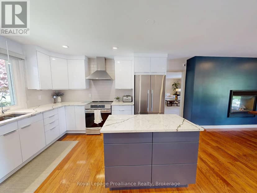 100 Bay Breeze Street — photo 19 of 40