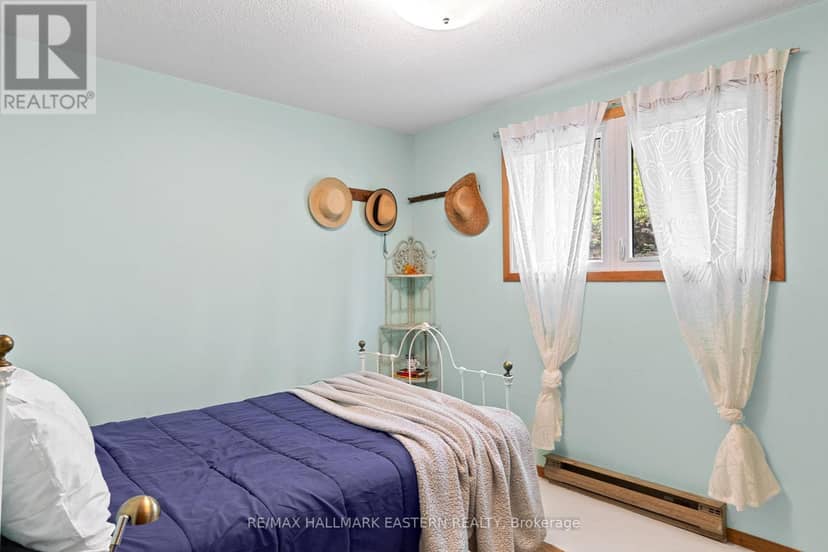 68 Irwin Drive — photo 11 of 38