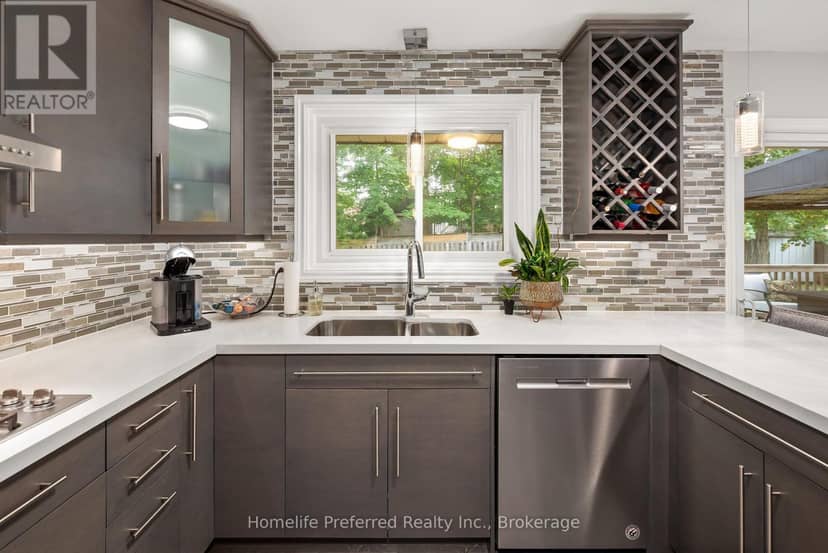 313 Lindan Avenue — photo 14 of 40