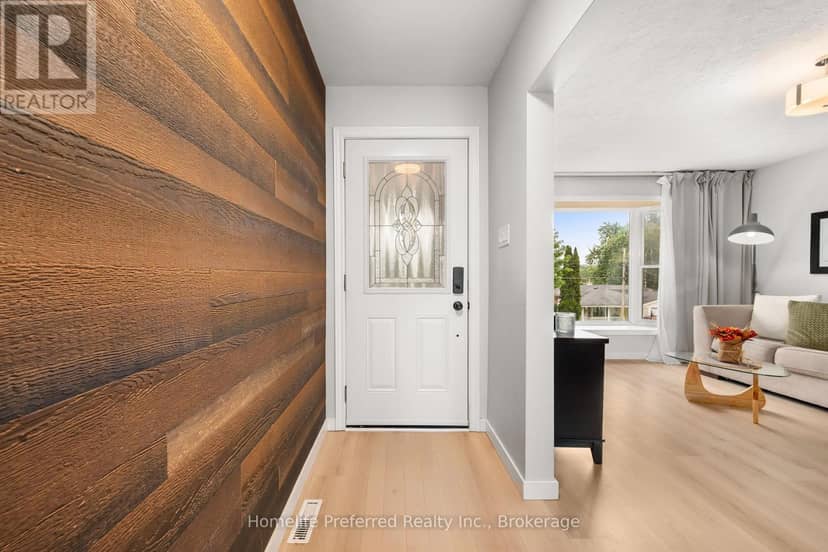 313 Lindan Avenue — photo 8 of 40