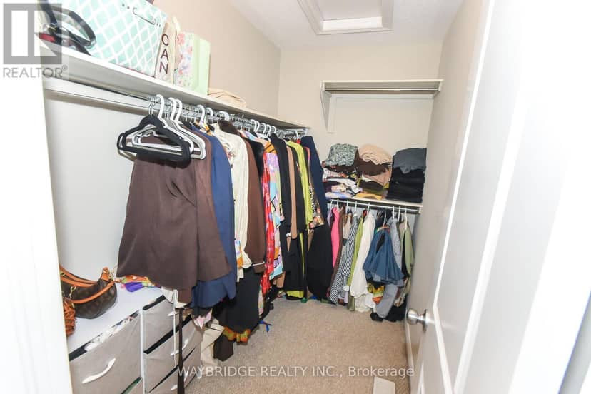 873 Kilbirnie Drive — photo 15 of 18