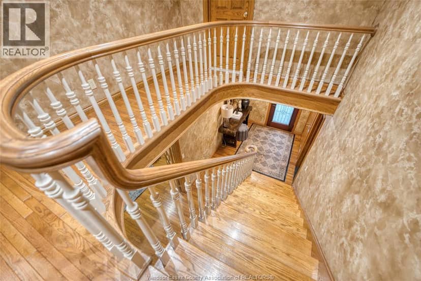 512 Bedford COURT — photo 26 of 40