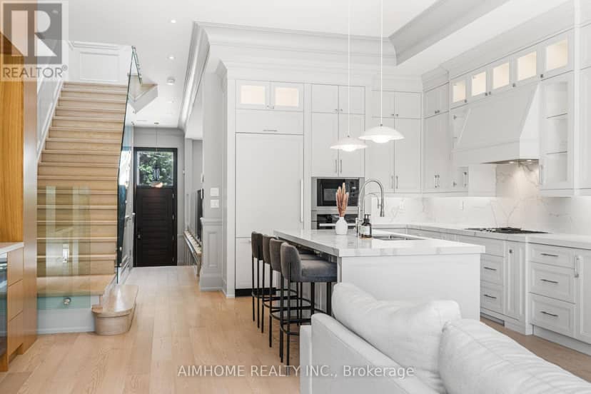 191 Glengarry Avenue — photo 12 of 40
