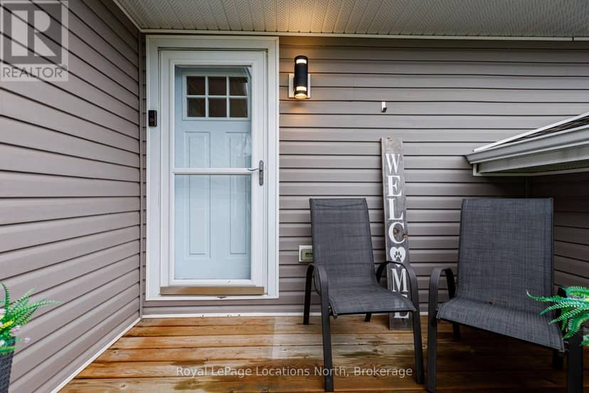 121 Erie Street — photo 10 of 40